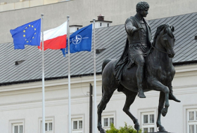 Европарламент принял резолюцию по санкциям против Польши