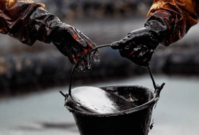 Цена нефти продолжает падать