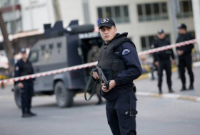 Перестрелка в отеле Стамбула - есть погибший и раненые 
