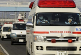 В Японии автомобиль врезался в толпу школьников