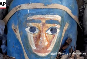 В Египте нашли нетронутые саркофаги с мумиями

