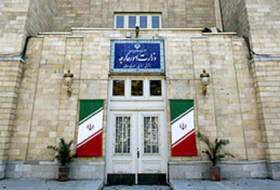 МИД Ирана: Борис Джонсон должен понять, что Тегеран не желает конфронтации с Лондоном