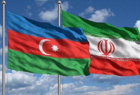 Иран намерен торговать с Азербайджаном в нацвалюте

