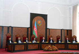 Началось заседание Конституционного суда Азербайджана о соответствии роспуска парламента Конституции