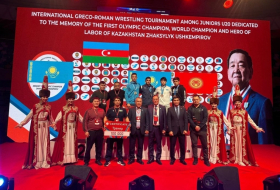 Азербайджанские борцы завоевали в Казахстане 10 медалей