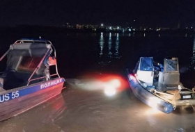 В Омске при столкновении лодки с плавающей стоянкой судов погибли двое
