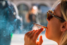 В итальянском Турине жителям запретили курить на расстоянии менее 5 метров от других людей
