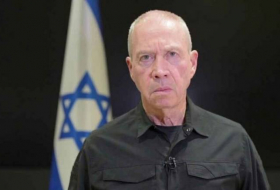 Министр обороны Израиля настаивает, что его страна должна уничтожить ХАМАС
