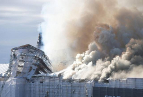 Восстановление здания биржи в Копенгагене после пожара может обойтись в $143 млн
