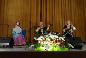 Во Франции прошел концерт азербайджанского мугама