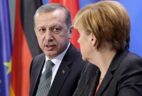 Эрдоган и Меркель обсудили ситуацию в Сирии
