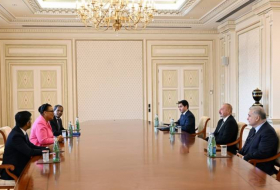 Президент Ильхам Алиев принял генсека Содружества наций -ФОТО
