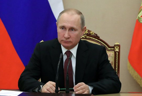 Песков назвал Путина абсолютным лидером политического олимпа