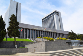 Парламент Азербайджана обсудит 15 вопросов