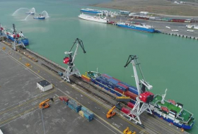 Объем морских грузоперевозок в Азербайджане значительно вырос
