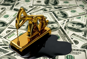 Цена на азербайджанскую нефть упала до 80 долларов