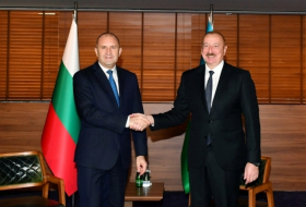 Президент Болгарии позвонил Ильхаму Алиеву