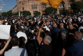 МО Армении: принимаются меры против присоединения военных к участникам протеста