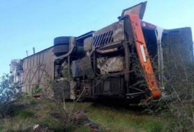 Автобус из Ирана перевернулся в Армении: есть жертвы