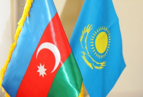 Казахстан начнет поставки в Азербайджан новых электровозов